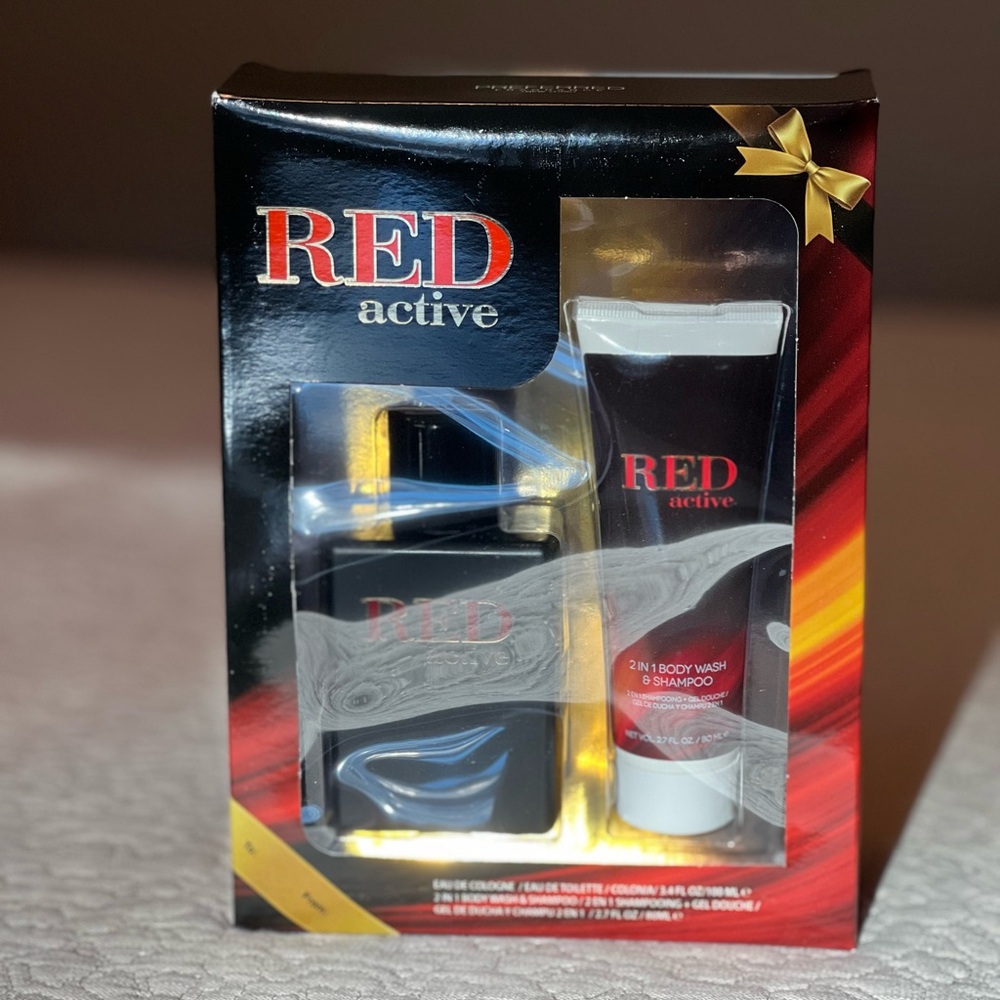 Red Active Men’s Cologne With 2-In-1 Body Wash & Shampoo Set - Picture 2 of 3